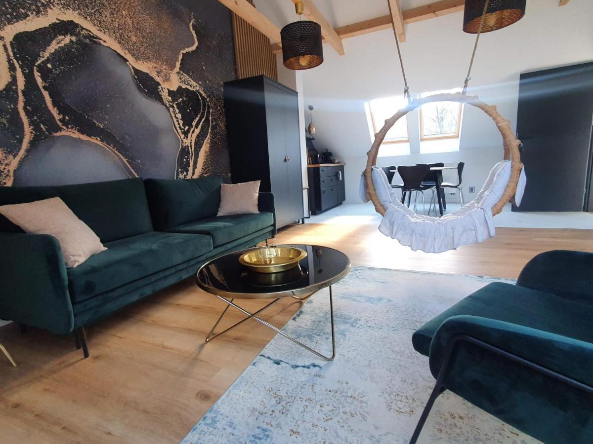 Ogrodowa 4 Apartment Ustrzyki Dolne Bagian luar foto